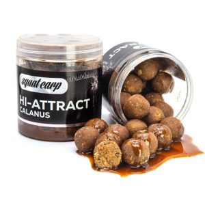 Squat Carp Boilies v Dipe Hi-Attract Calanus 220 g